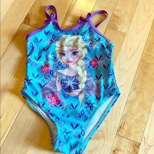 Elsa Swim